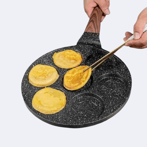 Non Stick Round Smiling Face Baking Pan